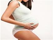 高龄孕妇加强营养防高血压