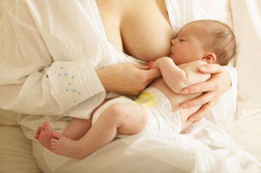 产后乳房应该怎么护理