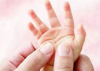 六步婴儿抚触法提高宝宝免疫力